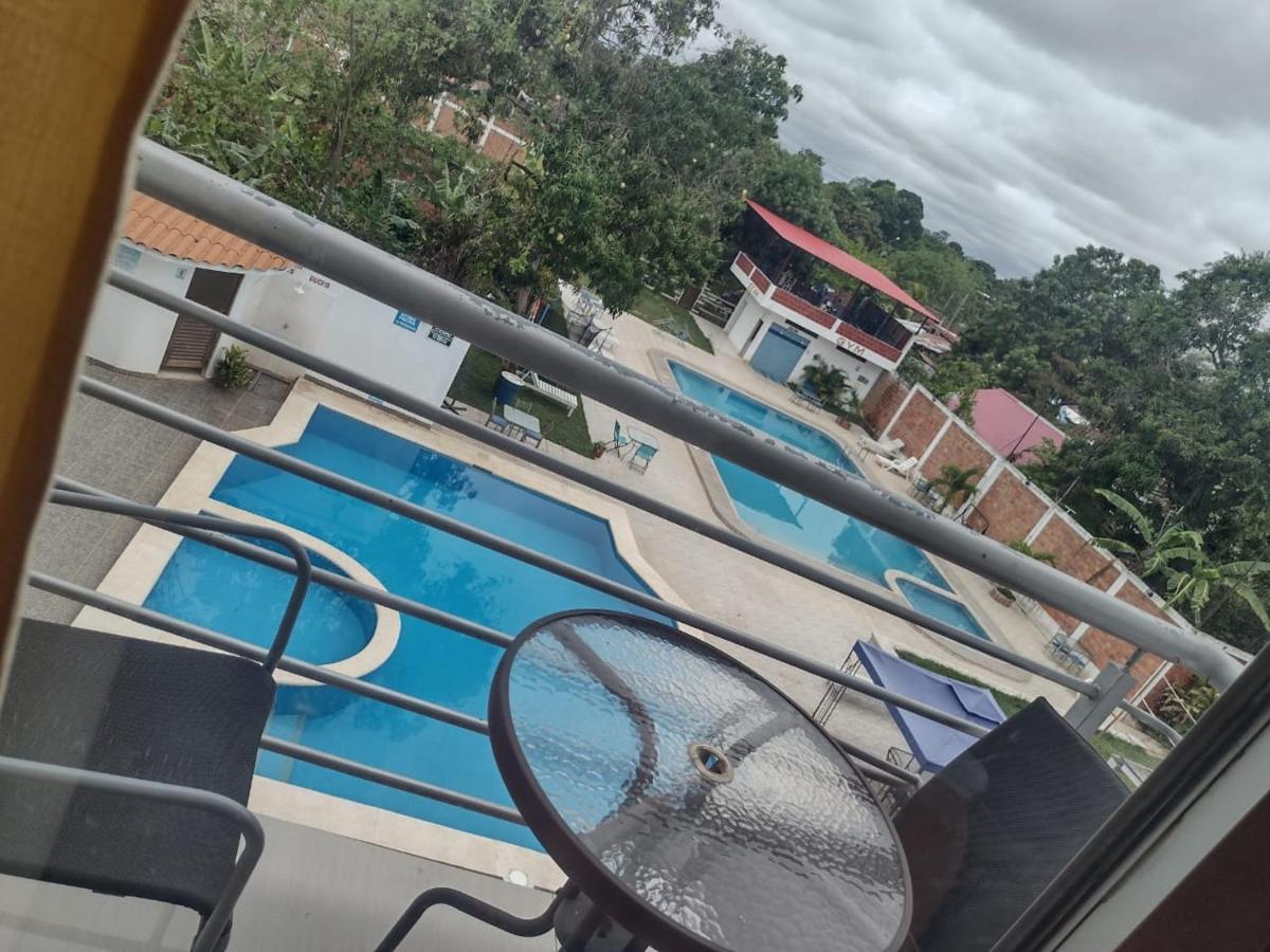 Tahuari Hotel Pucallpa Exterior photo