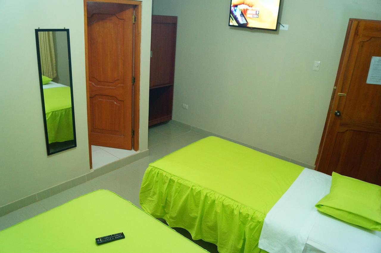 Tahuari Hotel Pucallpa Exterior photo